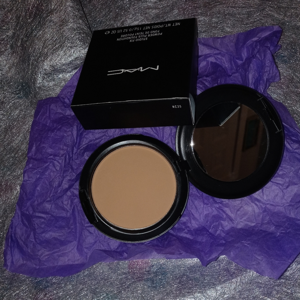 🍒 New Mac NC37 Studio Fix Powder + Foundation 🍒